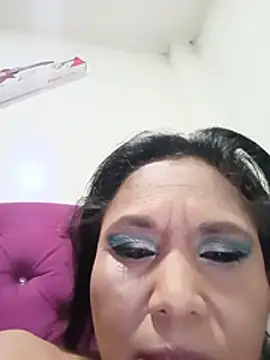 tiffany Bitch online show from July 29, 12:31 am