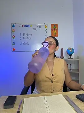 Kay LustyWife online show from March 27, 12:38 am