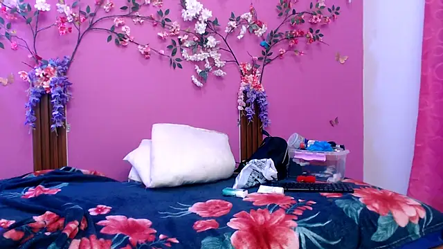 analdeepalejandra18 online show from February 26, 7:46 pm