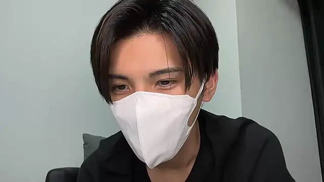 Lio kun online show from December 17, 1:05 pm