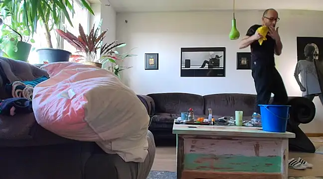 Kingsscepter online show from February 8, 2:49 pm