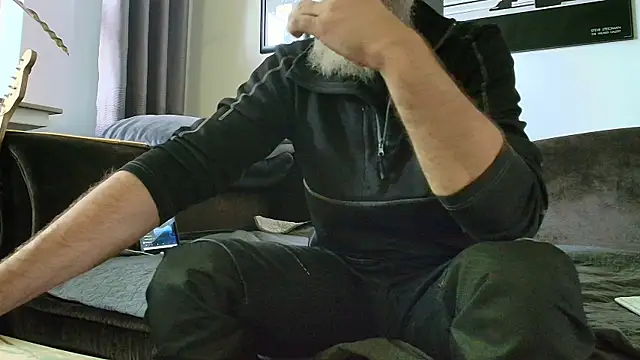 Kingsscepter online show from September 15, 9:20 am