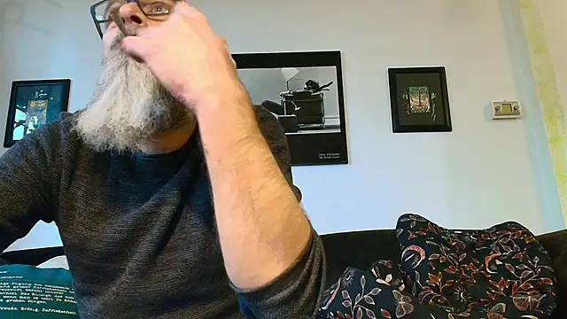 Kingsscepter online show from January 16, 1:59 pm