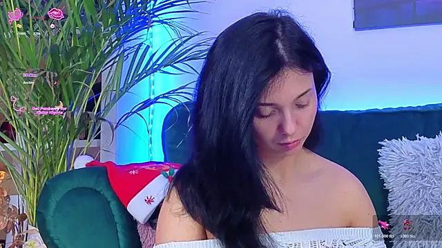 AveryWillow online show from December 4, 4:16 pm