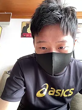 Snapshot of tuki_fu chatting on March 12, 3:02 am tuki fu online show from March 12, 3:02 am