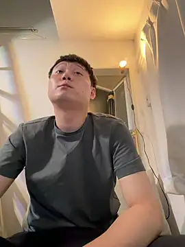 Snapshot of tuki_fu chatting on February 23, 11:29 am tuki fu online show from February 23, 11:29 am