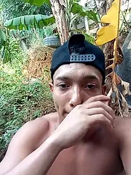 tayson  online show from March 5, 9:04 pm