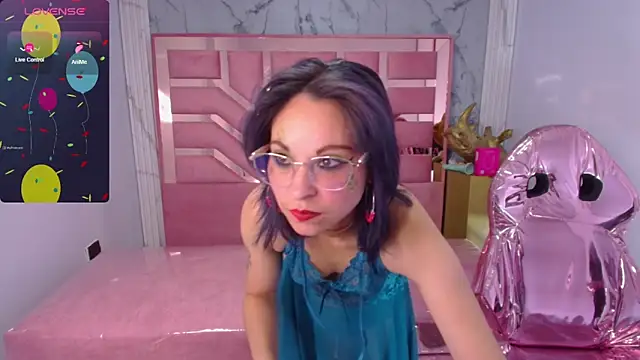 abril ch  online show from March 17, 12:52 pm