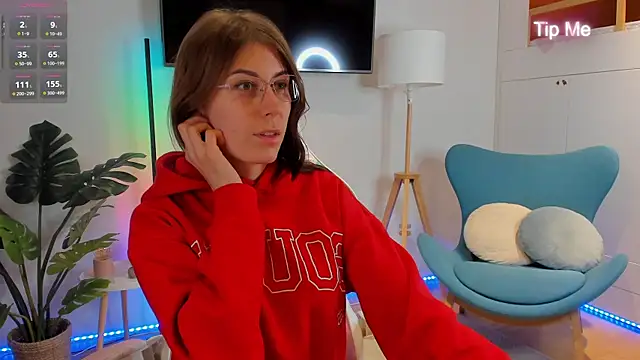 Hailey Green online show from May 25, 9:21 pm