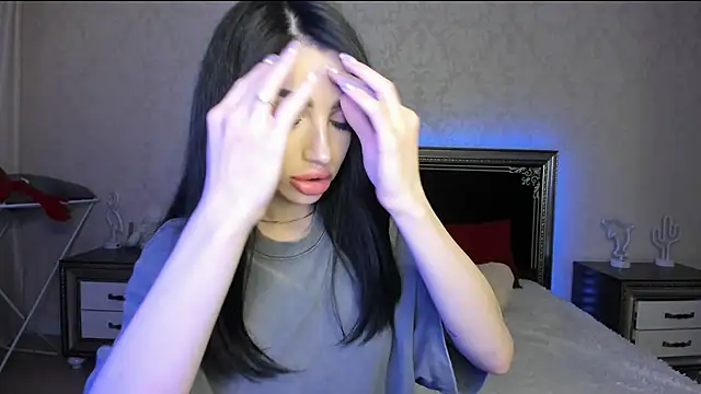 NancyLovee  online show from March 22, 1:32 am