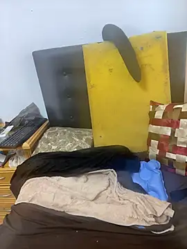 gloria7v05 online show from March 31, 5:13 pm