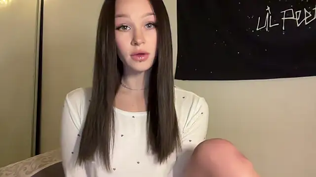 ur molly online show from November 3, 1:34 pm