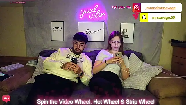 MrAndMrsSavage online show from January 12, 8:25 pm