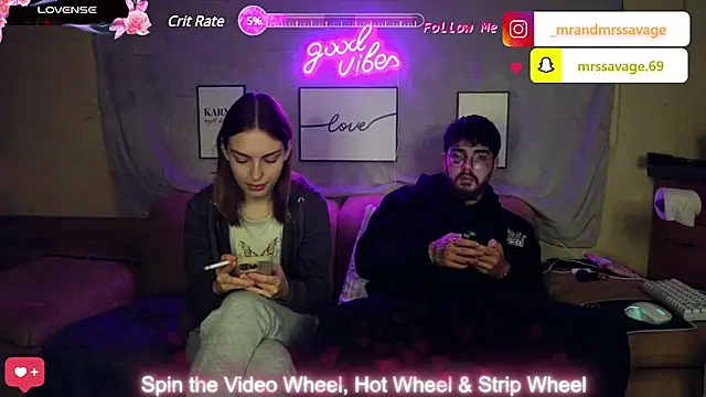 MrAndMrsSavage online show from January 26, 3:36 pm