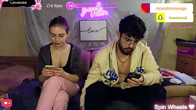 MrAndMrsSavage online show from January 28, 10:01 pm