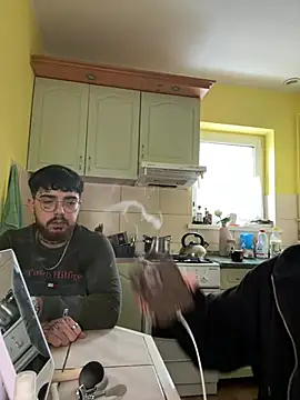 MrAndMrsSavage online show from February 25, 2:11 pm