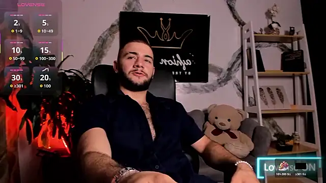 Snapshot of MaximusDick1_ chatting on January 10, 3:41 am MaximusDick1 online show from January 10, 3:41 am