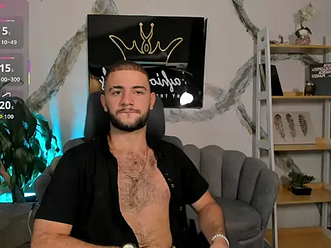 Snapshot of MaximusDick1_ chatting on February 3, 4:10 am MaximusDick1 online show from February 3, 4:10 am