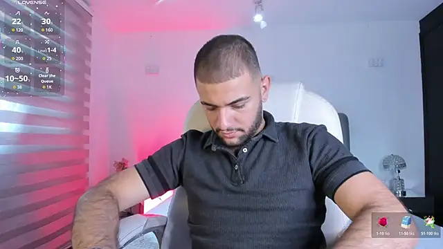 Snapshot of MaximusDick1_ chatting on February 25, 12:15 pm MaximusDick1 online show from February 25, 12:15 pm
