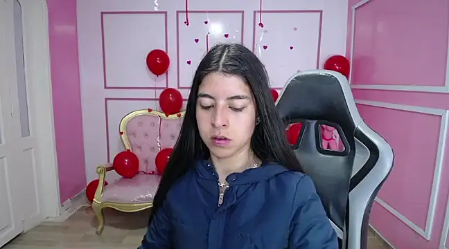 Snapshot of Bela_t_ chatting on February 21, 4:37 pm Bela t online show from February 21, 4:37 pm