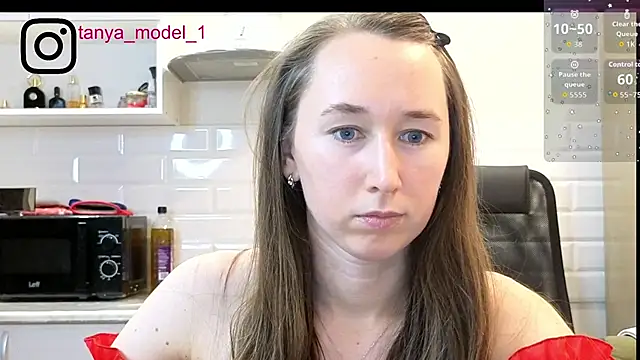 --Model--2 online show from October 26, 10:47 pm