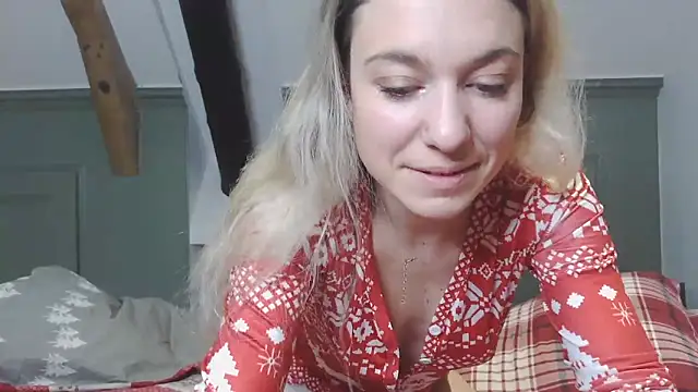 carlaaa online show from December 20, 9:50 pm