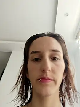 Ambar Roux  online show from November 13, 3:22 pm