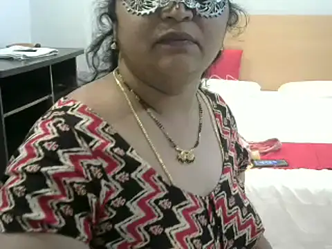 Snapshot of Naughty_Nityaa chatting on January 7, 2:08 pm Naughty Nityaa online show from January 7, 2:08 pm