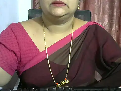 Snapshot of Naughty_Nityaa chatting on January 8, 5:26 pm Naughty Nityaa online show from January 8, 5:26 pm
