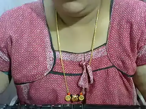 Snapshot of Naughty_Nityaa chatting on January 11, 5:29 pm Naughty Nityaa online show from January 11, 5:29 pm