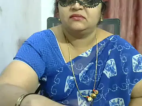 Snapshot of Naughty_Nityaa chatting on January 12, 1:05 pm Naughty Nityaa online show from January 12, 1:05 pm