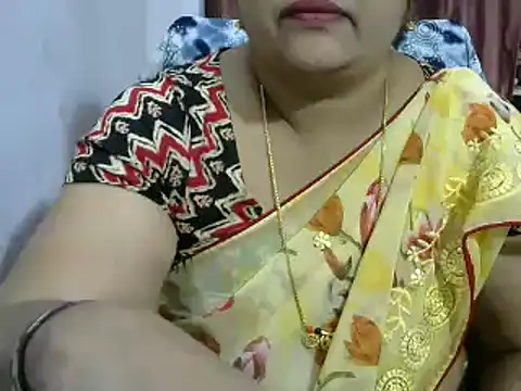 Snapshot of Naughty_Nityaa chatting on January 18, 7:17 am Naughty Nityaa online show from January 18, 7:17 am