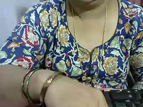 Snapshot of Naughty_Nityaa chatting on January 19, 6:21 pm Naughty Nityaa online show from January 19, 6:21 pm