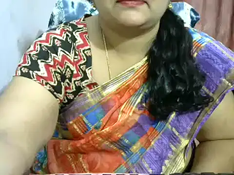 Snapshot of Naughty_Nityaa chatting on January 23, 7:22 am Naughty Nityaa online show from January 23, 7:22 am