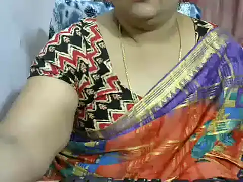 Snapshot of Naughty_Nityaa chatting on January 23, 4:26 pm Naughty Nityaa online show from January 23, 4:26 pm