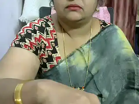 Snapshot of Naughty_Nityaa chatting on January 30, 6:03 am Naughty Nityaa online show from January 30, 6:03 am