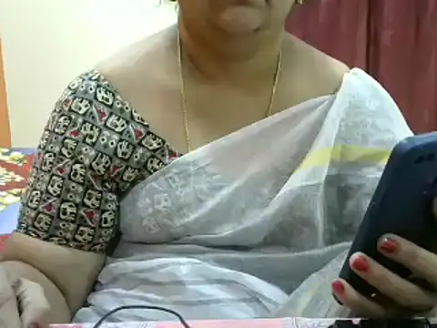 Snapshot of Naughty_Nityaa chatting on February 15, 2:44 pm Naughty Nityaa online show from February 15, 2:44 pm