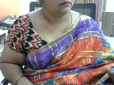 Snapshot of Naughty_Nityaa chatting on February 20, 2:35 pm Naughty Nityaa online show from February 20, 2:35 pm