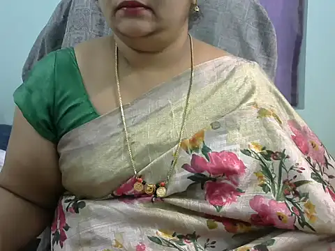 Snapshot of Naughty_Nityaa chatting on March 5, 4:02 am Naughty Nityaa online show from March 5, 4:02 am