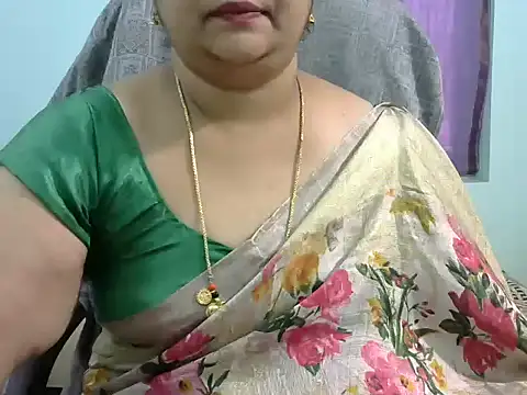 Snapshot of Naughty_Nityaa chatting on March 5, 7:05 am Naughty Nityaa online show from March 5, 7:05 am