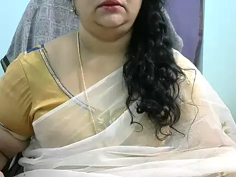 Snapshot of Naughty_Nityaa chatting on March 6, 12:32 am Naughty Nityaa online show from March 6, 12:32 am