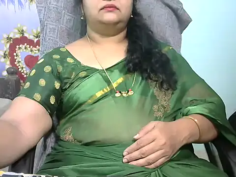 Snapshot of Naughty_Nityaa chatting on March 7, 1:40 pm Naughty Nityaa online show from March 7, 1:40 pm