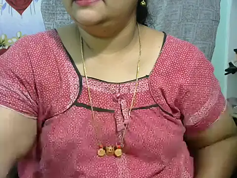 Snapshot of Naughty_Nityaa chatting on March 9, 12:53 am Naughty Nityaa online show from March 9, 12:53 am