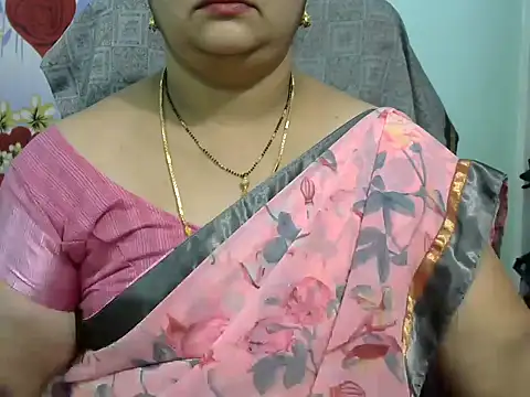 Snapshot of Naughty_Nityaa chatting on March 14, 7:04 am Naughty Nityaa online show from March 14, 7:04 am
