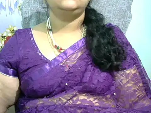 Snapshot of Naughty_Nityaa chatting on March 22, 5:09 pm Naughty Nityaa online show from March 22, 5:09 pm