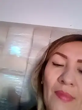 Divahank online show from December 12, 7:26 pm