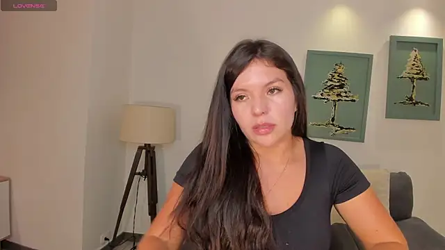 ValeriaRoldanX online show from May 8, 6:35 pm