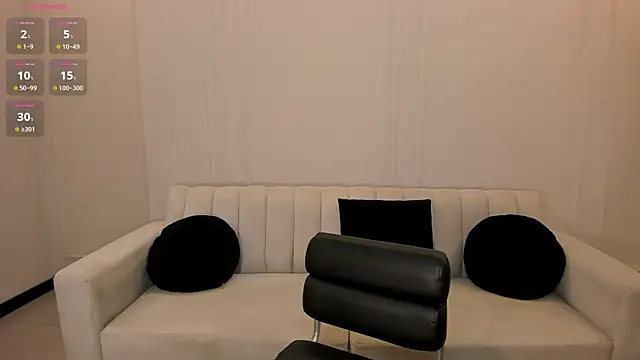 Snapshot of ValeriaRoldanX chatting on June 17, 12:07 pm ValeriaRoldanX online show from June 17, 12:07 pm