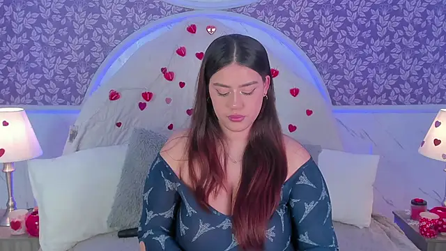 Snapshot of Miamontoya chatting on February 20, 1:33 pm Miamontoya online show from February 20, 1:33 pm