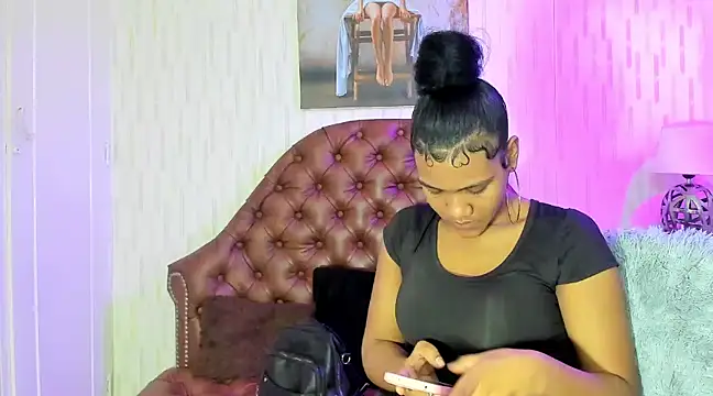 charlotte ebony online show from January 13, 7:10 pm